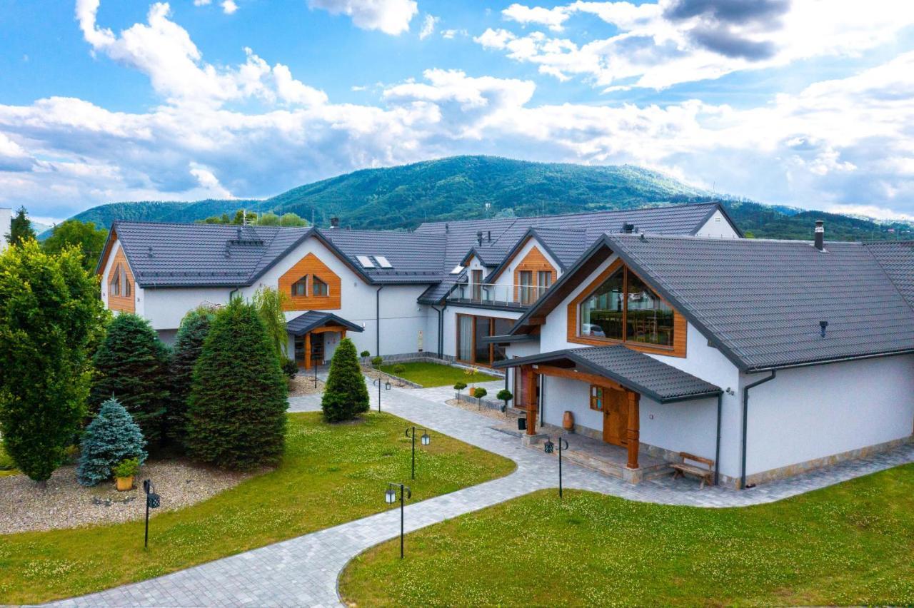 Villa & Gospoda Krakowska Kobiernice Buitenkant foto